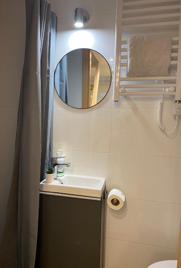 Downtown Mini Apartment Budapest Exterior foto